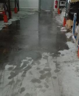 NETTOYAGE D'UNE TACHE D'HUILE