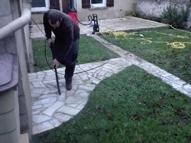 DECAPAGE D'UNE TERRASSE EN MARBRE